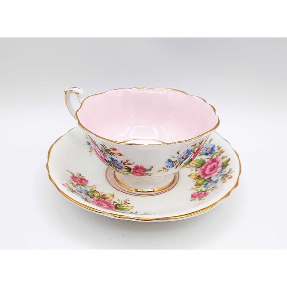 Paragon Vintage Double Warrant White Pink Floral Bone China Teacup And Saucer - Picture 2 of 11